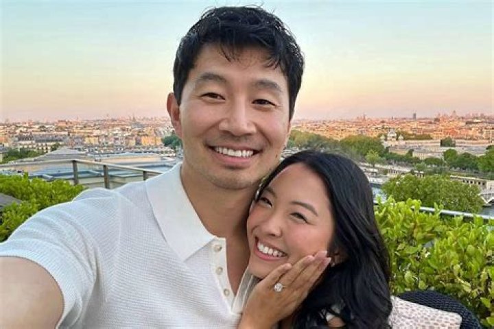 Who is Lucy Liu Dating? | Relationships Boyfriend Husband