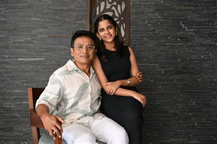 Who Is Neha Unnikrishnan? Wiki (Major Sandeep Unnikrishnan Wife) Bio, Age, Parents, Husband, Children, Height