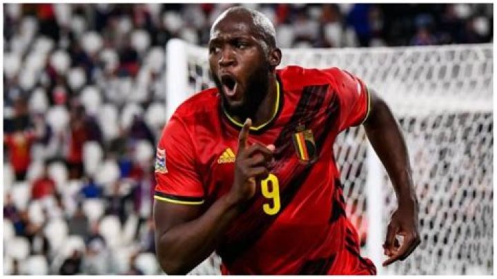 Who is Romelu Lukaku Girlfriend? Is he married?