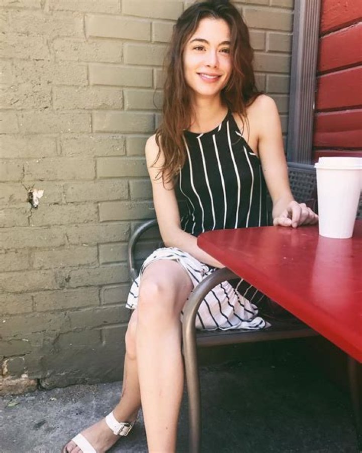 Who is Sarah Davenport? Age, Husband, Measurements – Wiki