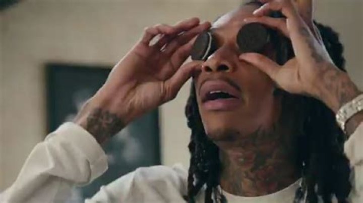 Who is the rapper on the Oreo commercial? Wiz Khalifa releases a song about a cookie!