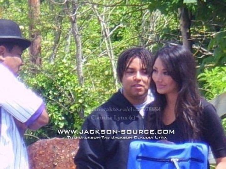 Who is Tito Jackson Dating? | Relationships Girlfriend Wife