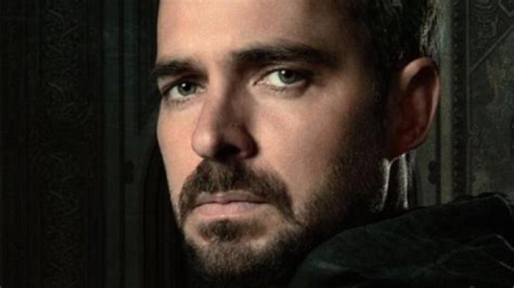 Why Alex From Who Killed Sara? Looks So Familiar