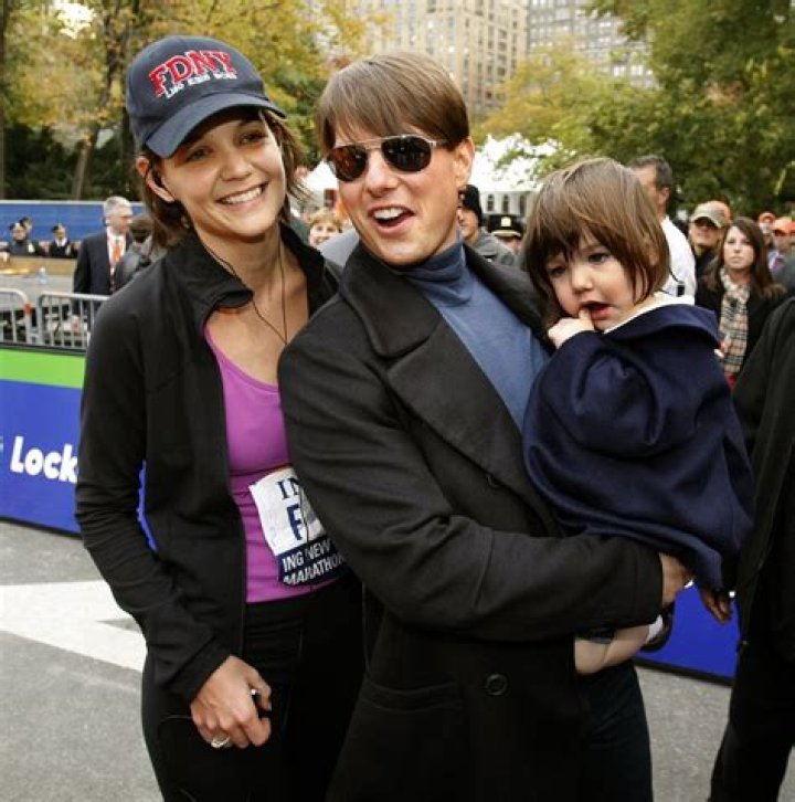 Why Does Katie Holmes Have A Bob? A Short 'Do Really Suits Her — PHOTOS