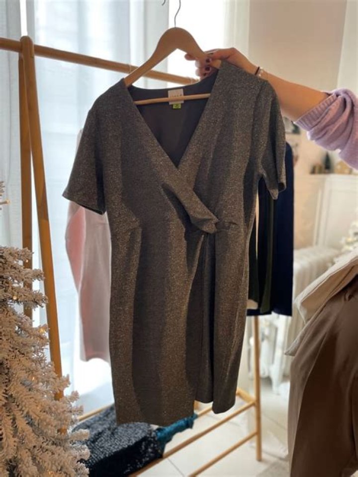 Why Viral Aldi Dress Is Taking Over TikTok? Fashion, Store, Holiday Dress, Date Night, Customers And More