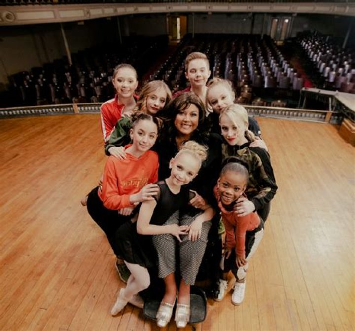 Will 'Dance Moms' Return For Season 9? Here's How To Keep Up With The New Team Members While You Wait