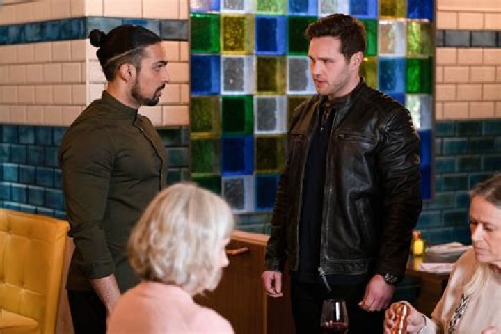 Will EastEnders' Ravi tempt Keanu into more dodgy jobs?