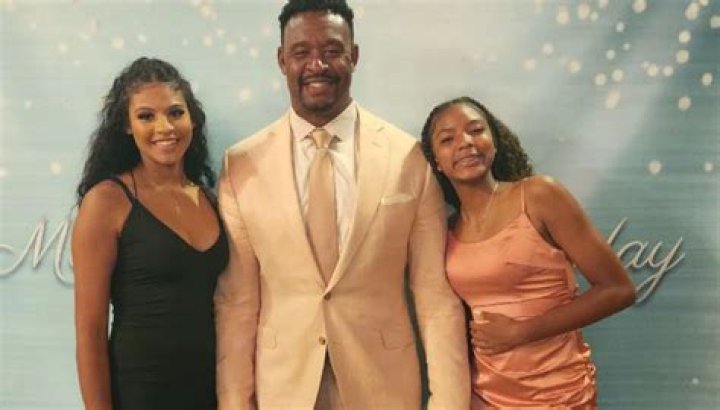 Willie McGinest Son Ryan Nixon- Daughter Rylie, Halie & Hanna
