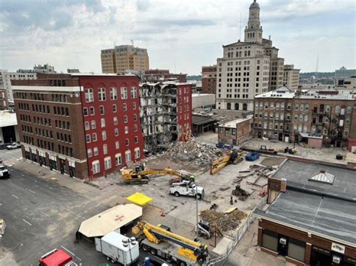 Wold’s spokesman: He was ‘beside himself’ after Davenport building collapse