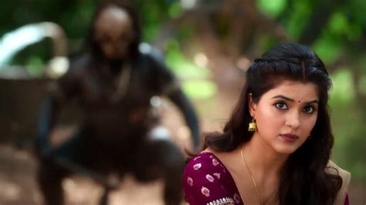 Woman screams uncontrollably while watching Teja Sejja’s Prasanth HanuMan; shocking video goes viral
