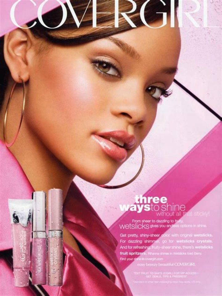 Women Wear Makeup For Themselves & There's A Study To Prove It