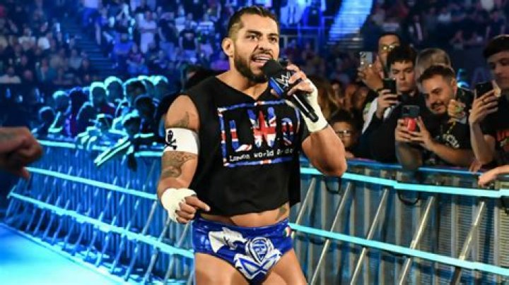 WWE Reveals Awesome Santos Escobar and Rey Mysterio SmackDown Moment That Didn't Make TV