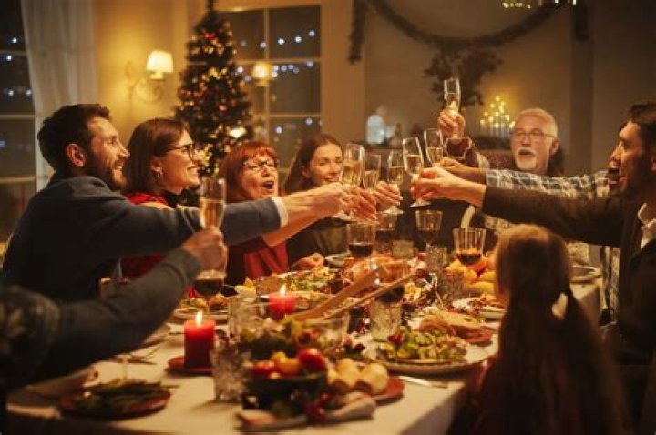 You can now get GLITTER gravy to glam up your Christmas dinner... and here's how to make it at home