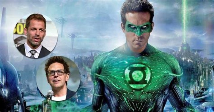 Zack Snyder Considered Ryan Reynolds' Green Lantern For Justice League